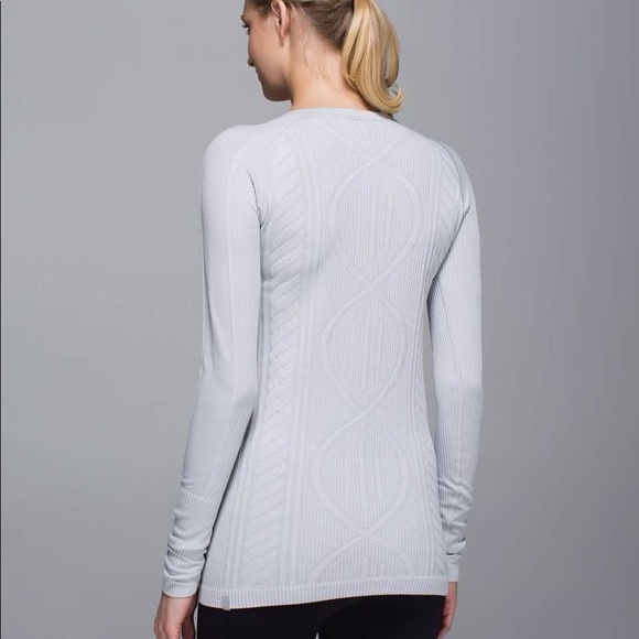 Lululemon Rest Less Long Sleeve | Size 2 | Sweater Print | Grey | GREAT Quality - Picture 6 of 6
